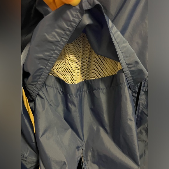 Large blue Woolrich windbreaker jacket - Picture 8 of 9